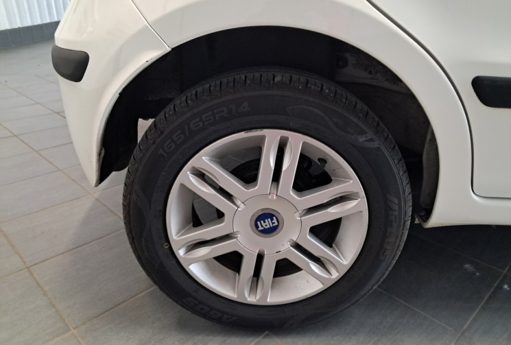 FIAT Panda EMOTION-DUALOGIC BVA-1.2 i 60 cv- TBE-GARANTIE-