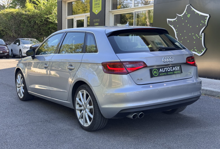 Audi A3 SPORTBACK 2.0 TDi 150 S-Tronic 6 Ambition Luxe / Camera / Cuir / Xenon