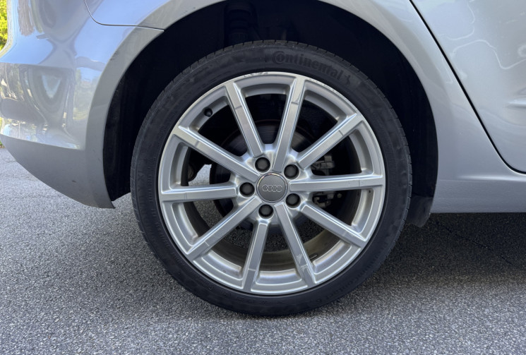 Audi A3 SPORTBACK 2.0 TDi 150 S-Tronic 6 Ambition Luxe / Camera / Cuir / Xenon