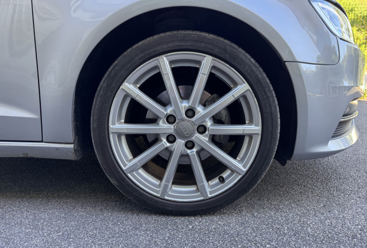 Audi A3 SPORTBACK 2.0 TDi 150 S-Tronic 6 Ambition Luxe / Camera / Cuir / Xenon