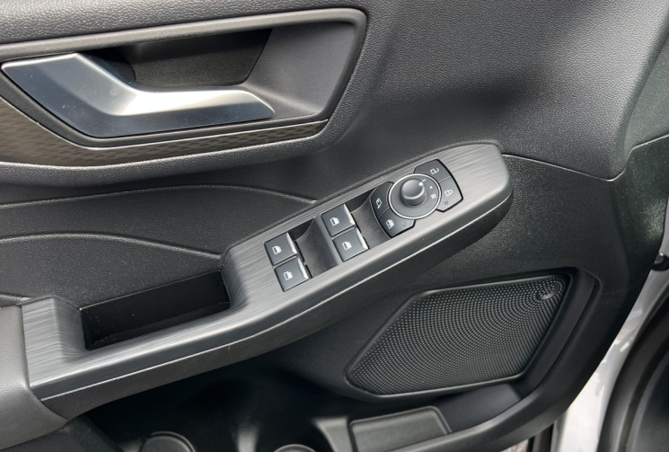 Ford Kuga III Phase 2 2.5 Duratec 16V 180 Hybrid 4x2 CVT 152 cv Boîte auto TVA RECUPERABLE