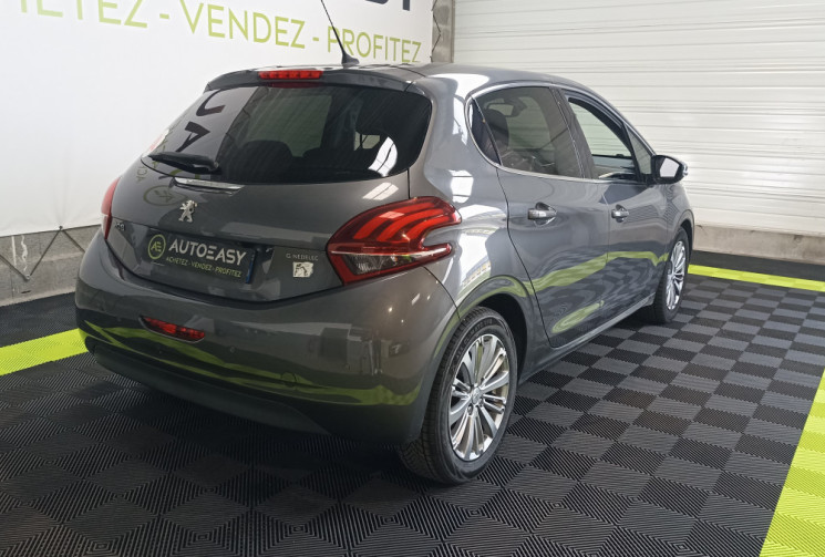 Peugeot 208 1.2 PURETECH ALLURE 82CH DISTRIBUTION NEUVE GARANTIE 6 MOIS
