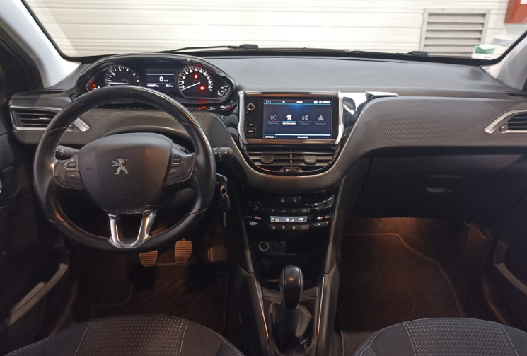 Peugeot 208 1.2 PURETECH ALLURE 82CH DISTRIBUTION NEUVE GARANTIE 6 MOIS