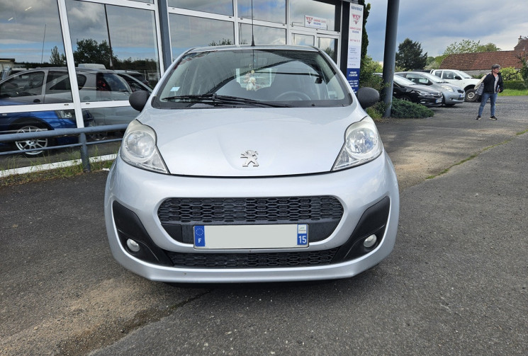 Peugeot 107 1.0 68 SERIE 64 5P
