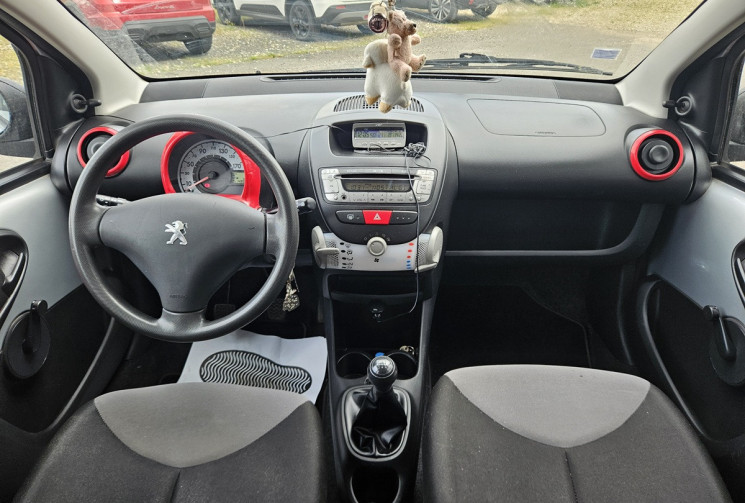 Peugeot 107 1.0 68 SERIE 64 5P