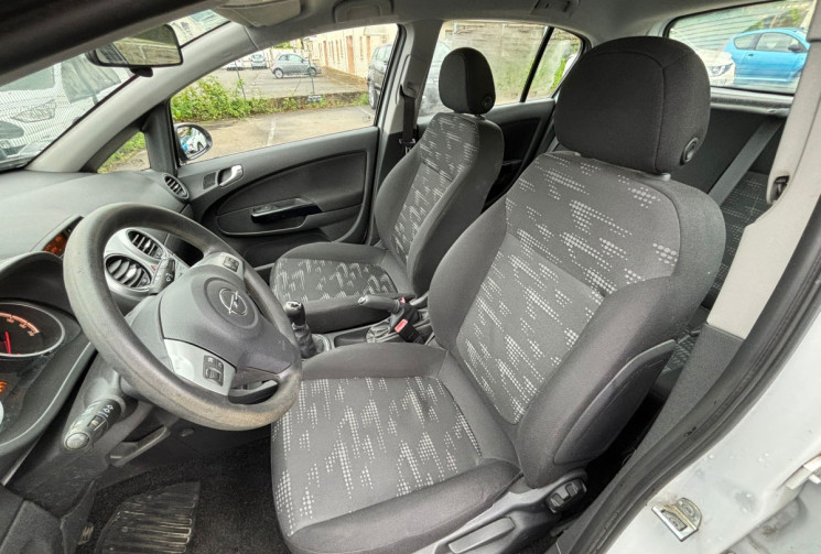 Opel Corsa 1.2 / 85 CH / Edition / Clim