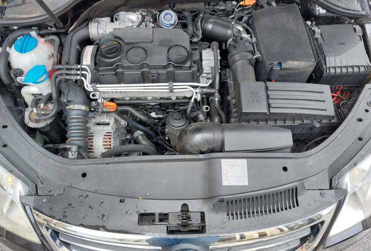 Volkswagen Eos 2.0 TDI 140 CH CARAT DSG 143300 KMS 
