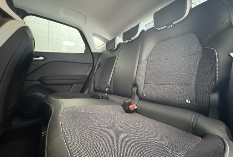 Renault Captur intens 140 cv