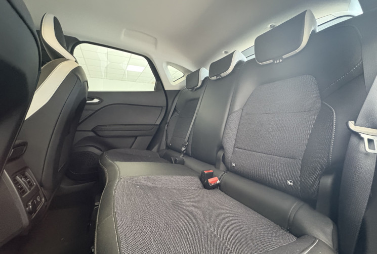Renault Captur intens 140 cv
