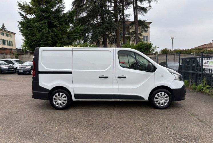 Renault Trafic L1H1 1.6 dCi 120 ch / CONFORT / 11658HT