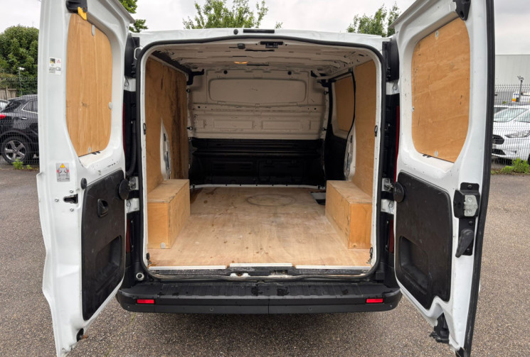 Renault Trafic L1H1 1.6 dCi 120 ch / CONFORT / 11658HT