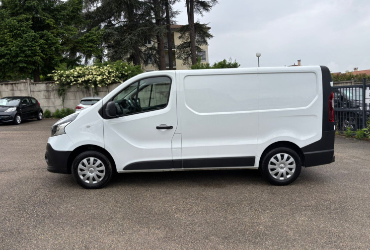 Renault Trafic L1H1 1.6 dCi 120 ch / CONFORT / 11658HT