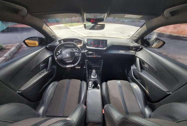 Peugeot 208 II 5 Portes 1.2 PureTech 12V EAT8 S&S 130 cv Boîte auto