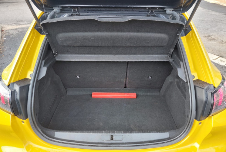 Peugeot 208 II 5 Portes 1.2 PureTech 12V EAT8 S&S 130 cv Boîte auto