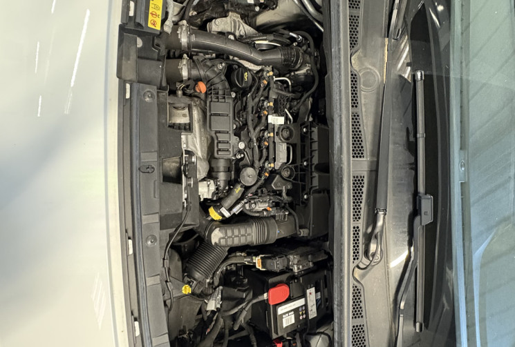 Peugeot Partner  L1 1.5 BlueHDi 16V FAP 75 cv 3 PACES NAVIGATION,CARPLAY,RADARS DE RECUL,ATTELAGE
