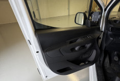 Peugeot Partner  L1 1.5 BlueHDi 16V FAP 75 cv 3 PACES NAVIGATION,CARPLAY,RADARS DE RECUL,ATTELAGE