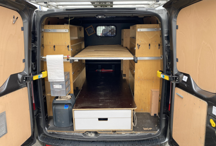 Ford TRANSIT CUSTOM FG I 310 L2H1 2.0 TDCi DOUBLE CABINE S&S 170 CV 6 PLACES + AMENAGEE --PAS DE TVA