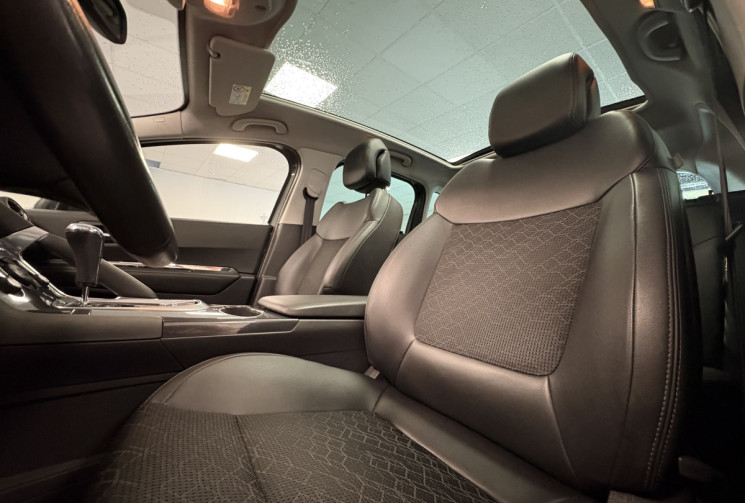 Peugeot 3008 2.0 163 cv 