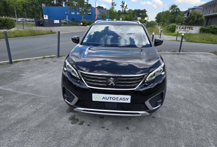 Peugeot 5008 1.2 PureTech 130ch Allure S&S * moteur neuf * Attelage * 7 places * 