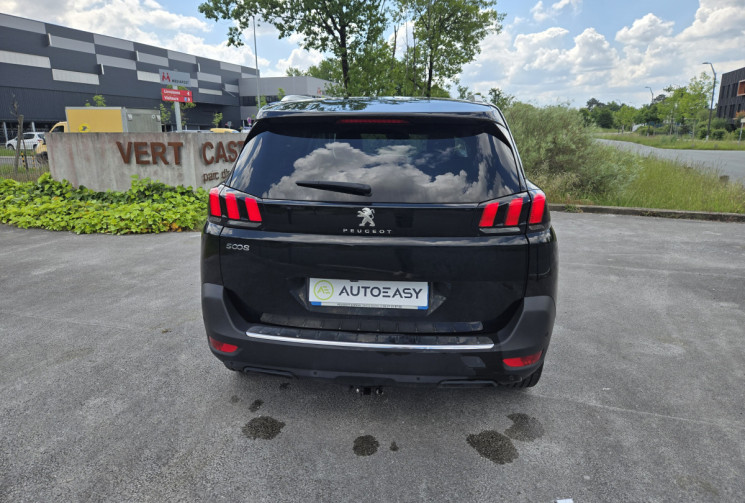 Peugeot 5008 1.2 PureTech 130ch Allure S&S * moteur neuf * Attelage * 7 places * 