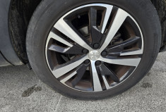 Peugeot 5008 1.2 PureTech 130ch Allure S&S * moteur neuf * Attelage * 7 places * 
