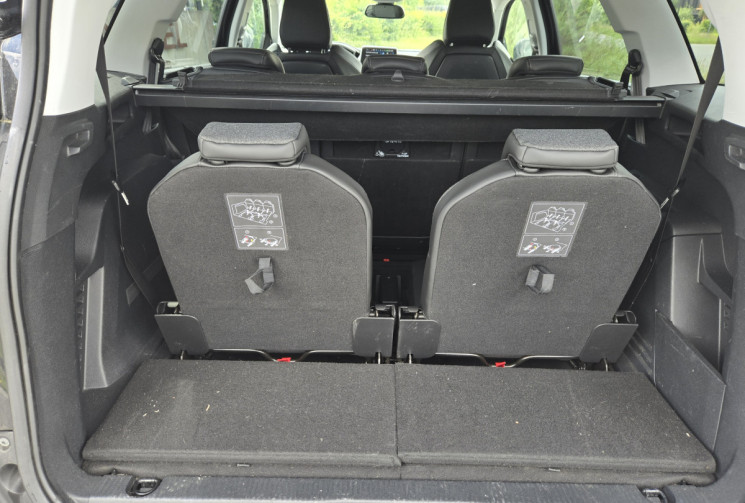 Peugeot 5008 1.2 PureTech 130ch Allure S&S * moteur neuf * Attelage * 7 places * 