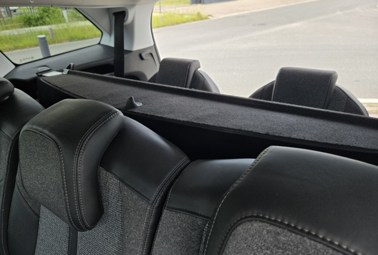 Peugeot 5008 1.2 PureTech 130ch Allure S&S * moteur neuf * Attelage * 7 places * 