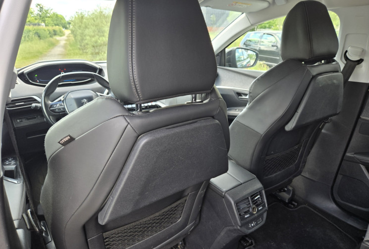 Peugeot 5008 1.2 PureTech 130ch Allure S&S * moteur neuf * Attelage * 7 places * 