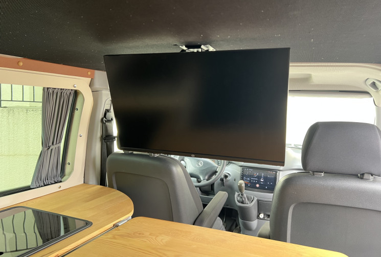 Mercedes Vito (639) 111 CDi 2.1 CDI Fourgon court 115 CH AMÉNAGÉ, 100% AUTONOME 
