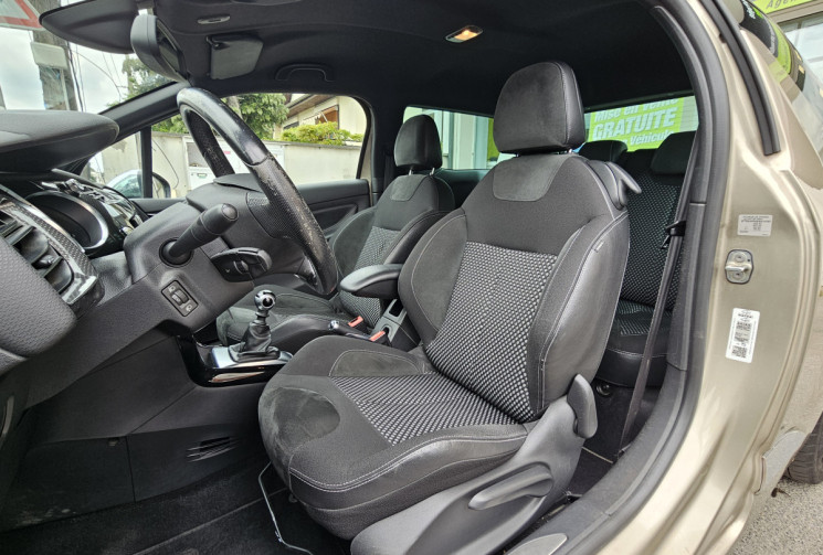 Citroën DS3  1.6 HDi 110 cv Sport Chic 1 ére main