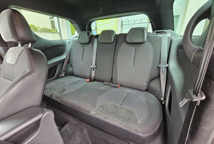Citroën DS3  1.6 HDi 110 cv Sport Chic 1 ére main Dossier entretien Disponible 