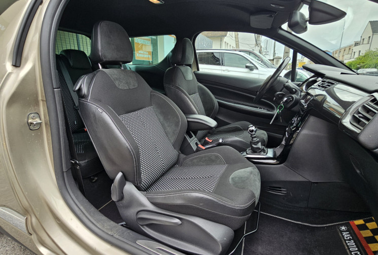 Citroën DS3  1.6 HDi 110 cv Sport Chic 1 ére main