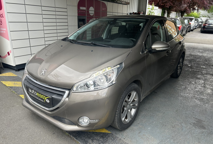 Peugeot 208 1.6 120 FAIBLE KILOMETRA