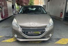 Peugeot 208 1.6 120 FAIBLE KILOMETRA