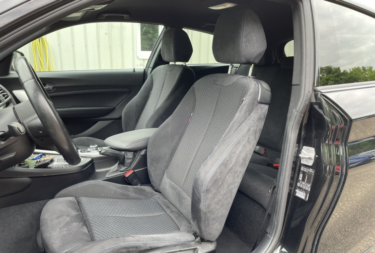 BMW Série 1 118iA 136 ch M Sport 3 p / 75000 km / Entretiens à jour