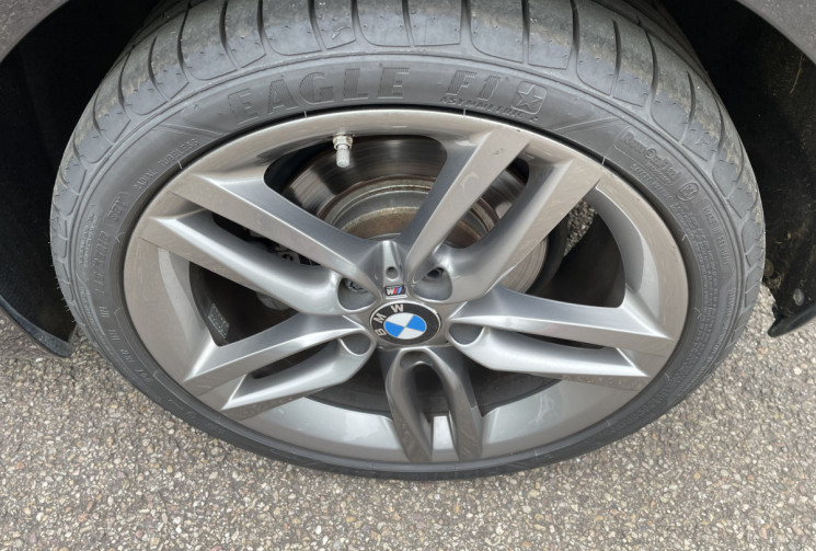 BMW Série 1 118iA 136 ch M Sport 3 p / 75000 km / Entretiens à jour