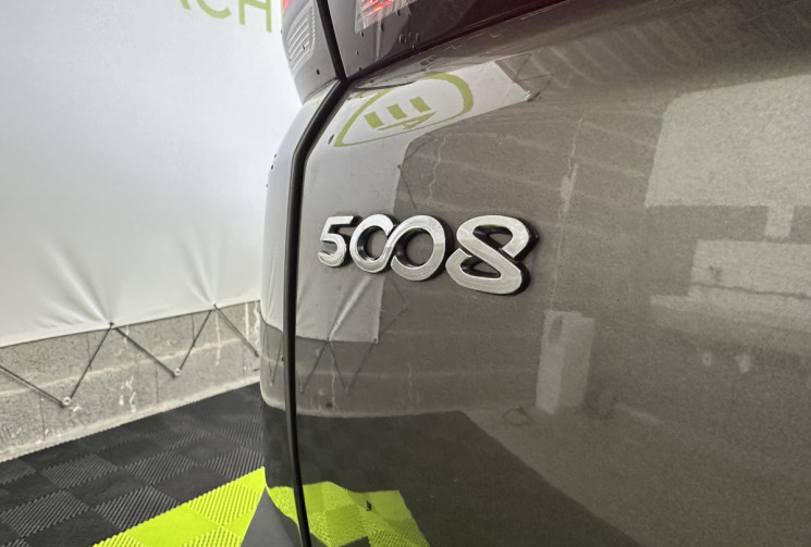 Peugeot 5008 1.5l HDI 130 CV Active Business / ATTELAGE
