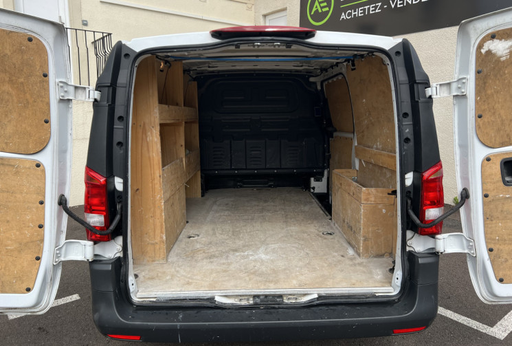 Mercedes Vito Fourgon LONG 111 1.6 CDI 114 CH CAMÉRA DE RECUL