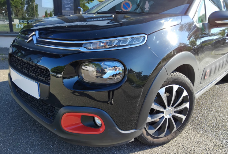 Citroën C3 1.2  PureTech SHINE 110 CV - Carplay