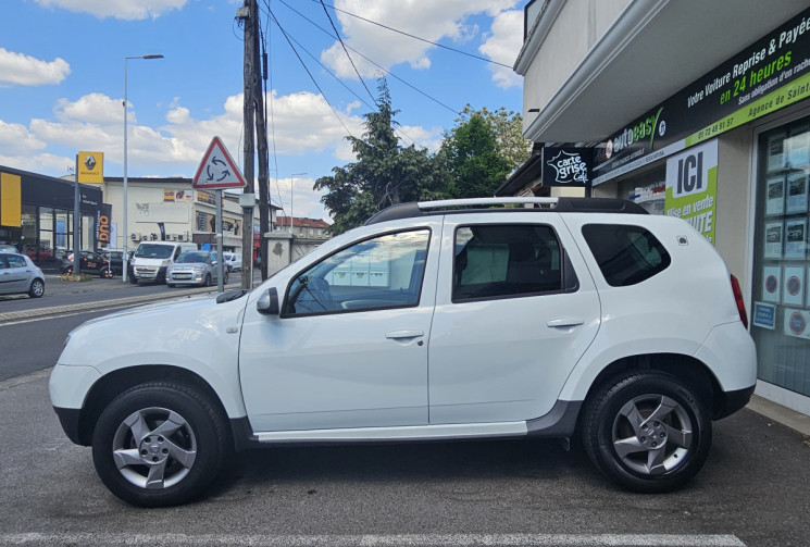 Dacia Duster 1.6 16v 105 ch eco² Bioéthanol Lauréate 4X2