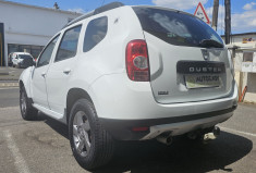 Dacia Duster 1.6 16v 105 ch eco² Bioéthanol Lauréate 4X2