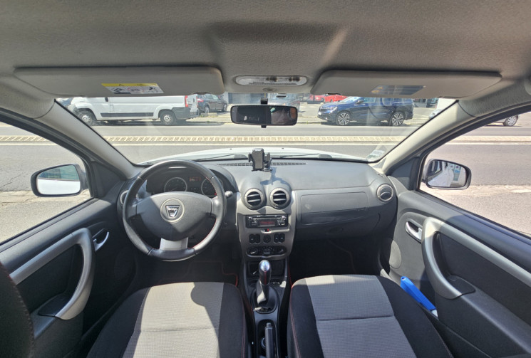 Dacia Duster 1.6 16v 105 ch eco² Bioéthanol Lauréate 4X2