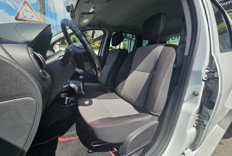 Dacia Duster 1.6 16v 105 ch eco² Bioéthanol Lauréate 4X2