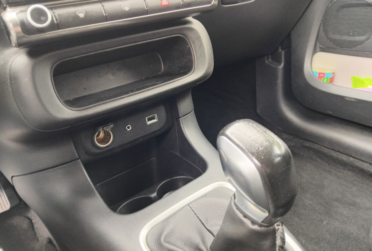 Citroën C3 1.2  PureTech SHINE 110 CV - Carplay
