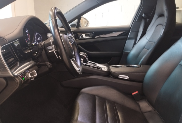 Porsche Panamera 4 E-Hybrid 2.9 DFi V6 24V 462 Plug in Hybrid PDK8 330 cv Boîte auto