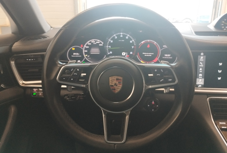 Porsche Panamera 4 E-Hybrid 2.9 DFi V6 24V 462 Plug in Hybrid PDK8 330 cv Boîte auto