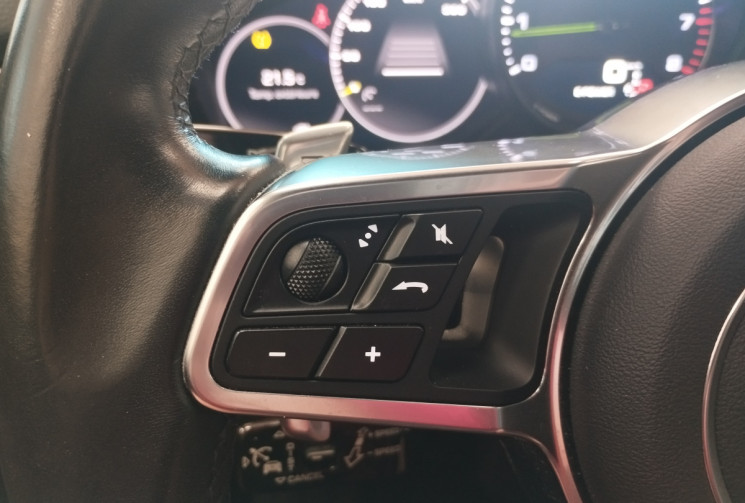 Porsche Panamera 4 E-Hybrid 2.9 DFi V6 24V 462 Plug in Hybrid PDK8 330 cv Boîte auto