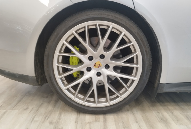Porsche Panamera 4 E-Hybrid 2.9 DFi V6 24V 462 Plug in Hybrid PDK8 330 cv Boîte auto