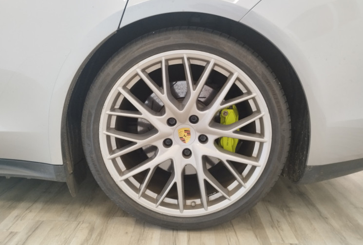Porsche Panamera 4 E-Hybrid 2.9 DFi V6 24V 462 Plug in Hybrid PDK8 330 cv Boîte auto