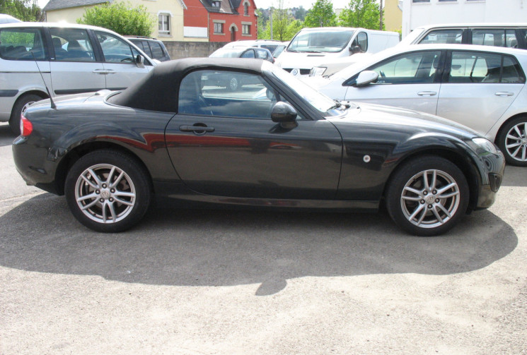 Mazda MX-5 III 1.8 MZR 126 Elegance